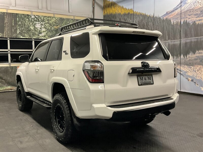 2014 Toyota 4Runner Trail TRD PRO UPGRADED LEATHER / 4X4 / LIFTED  TRD PRO LEATHER & HEATED SEATS / LIFTED w/ BRAND NEW BF GOODRICH TIRES - Photo 8 - Gladstone, OR 97027