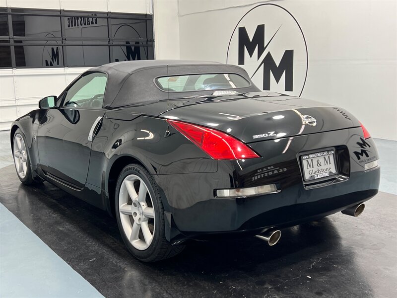 2005 Nissan 350Z Touring / Navi / 6 SPD / Convertible /53,000 Miles  / LOW MILE / RUST FREE LOCAL - Photo 8 - Gladstone, OR 97027