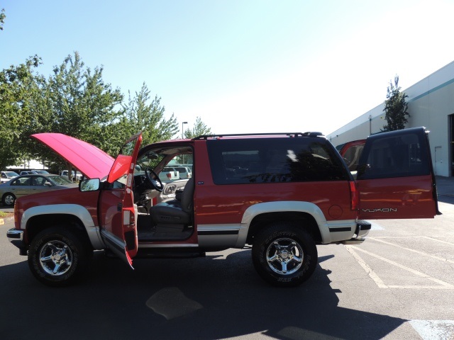 1995 GMC Yukon SLT / 4x4 / 2DR / Leather / Sport Utility   - Photo 26 - Portland, OR 97217