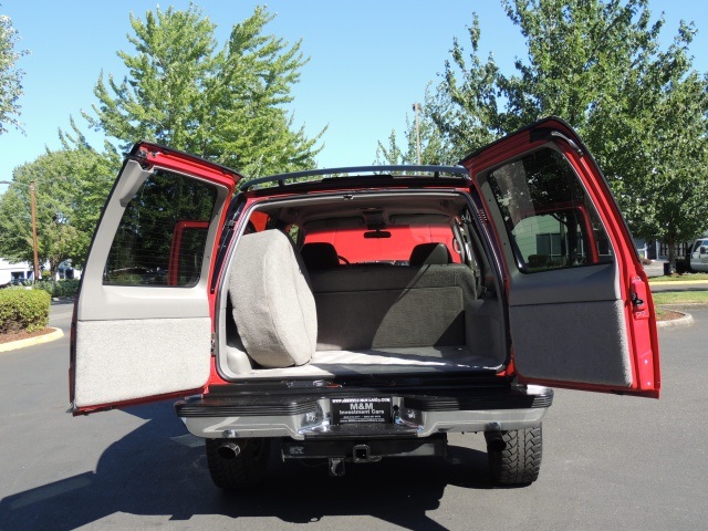 1995 GMC Yukon SLT / 4x4 / 2DR / Leather / Sport Utility   - Photo 28 - Portland, OR 97217