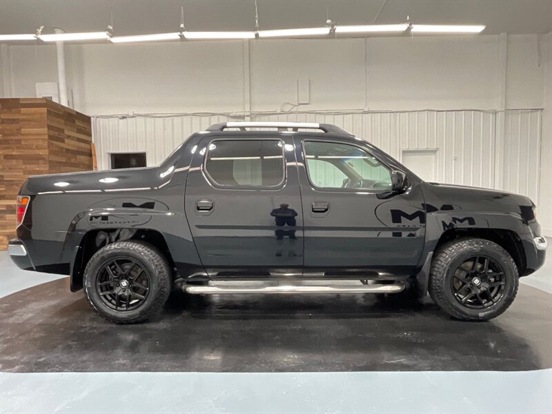 2006 Honda Ridgeline RTS Pickup 4X4 / 3.5L V6 / ONLY 73,000 MILES  / LOCAL / NEW TIRES - Photo 4 - Gladstone, OR 97027