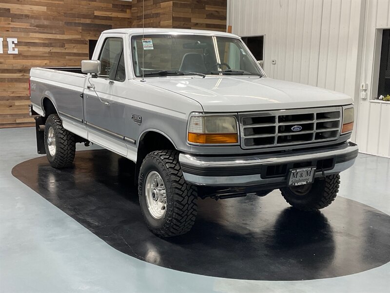 1996 Ford F-350 XLT Regular Cab 4X4 / 7.3L TURBO DIESEL / NO RUST  / LONG BED - Photo 2 - Gladstone, OR 97027