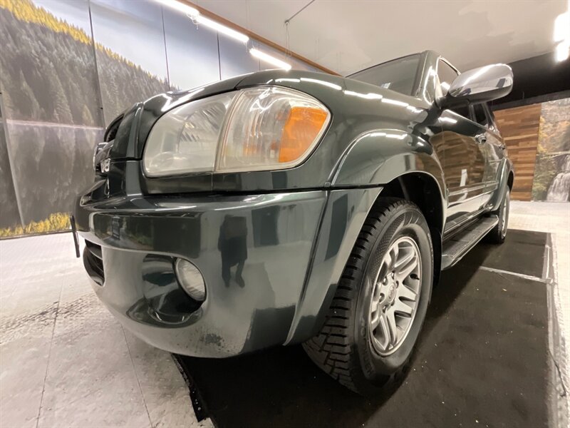 2007 Toyota Sequoia Limited Sport Utility / 3RD ROW SEAT / Leather  / Sunroof / Timing Belt Service Done - Photo 29 - Gladstone, OR 97027