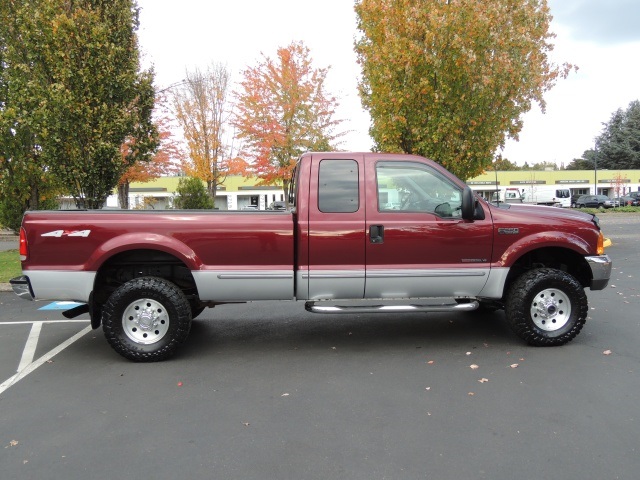 1999 Ford F-250 Super Duty XLT / 4X4 / 7.3L Diesel / 108K Miles   - Photo 4 - Portland, OR 97217