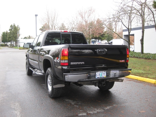 2005 GMC Sierra 2500 SLT/Crew Cab/ 4WD   - Photo 3 - Portland, OR 97217