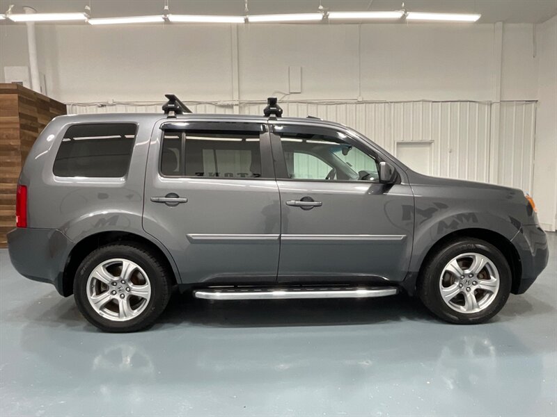 2012 Honda Pilot EX-L w/Navi 4X4 / 3RD ROW SEAT / Leather / Sunroof  / LOCAL w. ZERO RUST - Photo 4 - Gladstone, OR 97027