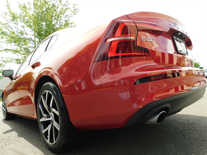 2019 Volvo S60 T6 Momentum AWD / Leather / ONLY 7,000 MILES   - Photo 10 - Portland, OR 97217