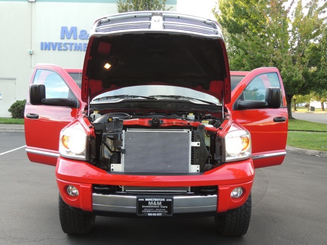 2007 Dodge Ram 2500 MEGA CAB / Laramie / 4X4 / H-O 5.9L CUMMINS Diesel   - Photo 31 - Portland, OR 97217