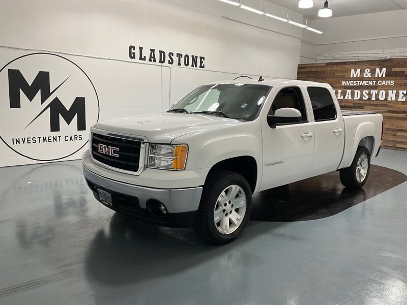 2007 GMC Sierra 1500 SLT Crew Cab 4X4 / 5.3L V8 / Leather / NEW TIRES  / LOCAL RUST FREE - Photo 5 - Gladstone, OR 97027