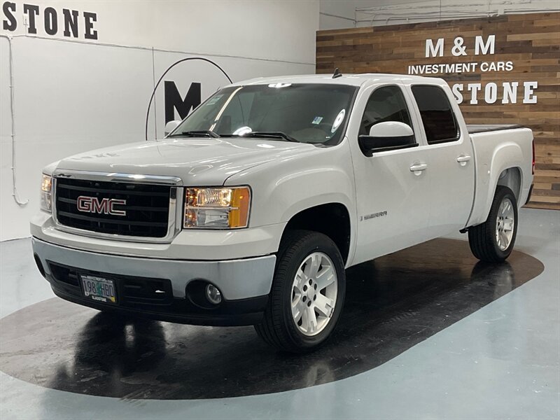 2007 GMC Sierra 1500 SLT Crew Cab 4X4 / 5.3L V8 / Leather / NEW TIRES  / LOCAL RUST FREE - Photo 56 - Gladstone, OR 97027