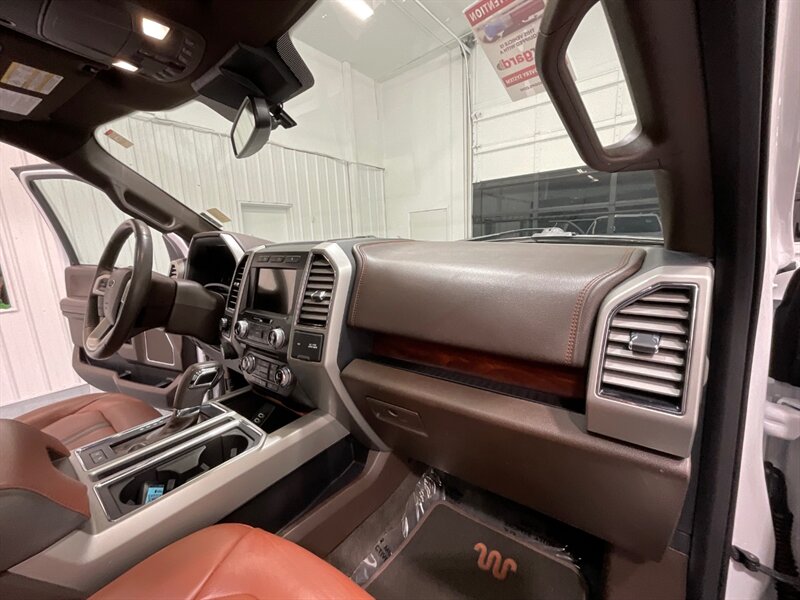 2018 Ford F-150 King Ranch 4X4 / 3.5L ECOBOOST / 1-OWNER LOCAL  / Double Panel Moonroof - Photo 17 - Gladstone, OR 97027