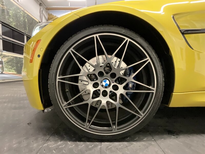 2018 BMW M3 Sedan 4Dr / 6-SPEED / Competition Pkg / NEW TIRES   - Photo 21 - Gladstone, OR 97027