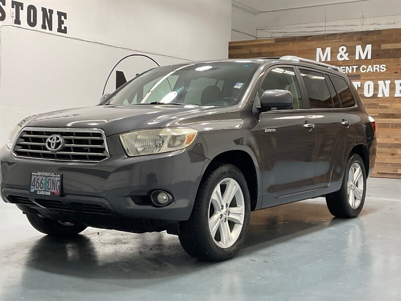 2008 Toyota Highlander Limited AWD / V6 / 3RD ROW SEAT / 1-OWNER  / Leather Heated Seats / Sunroof / Only 88K MILES - Photo 1 - Gladstone, OR 97027