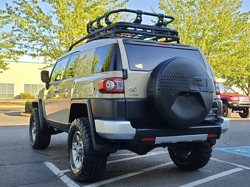 2012 Toyota FJ Cruiser 4X4 / V6 / E-LOCKER / NEW TIRES & LIFT /RARE COLOR  / REAR DIFFERENTIAL LOCK / LOCAL / RUST FREE / TOP SHAPE !! - Photo 7 - Portland, OR 97217