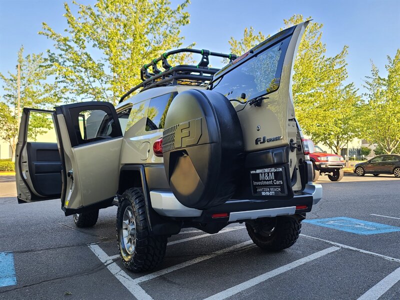 2012 Toyota FJ Cruiser 4X4 / V6 / E-LOCKER / NEW TIRES & LIFT /RARE COLOR  / REAR DIFFERENTIAL LOCK / LOCAL / RUST FREE / TOP SHAPE !! - Photo 27 - Portland, OR 97217