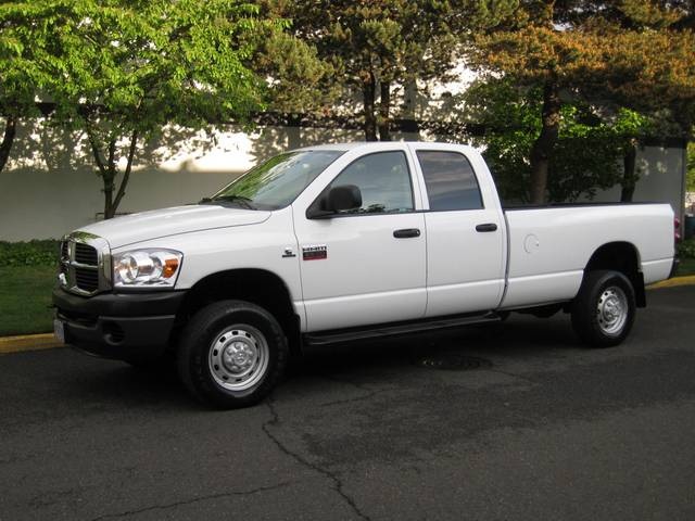 2009 Dodge Ram 2500 ST   - Photo 2 - Portland, OR 97217