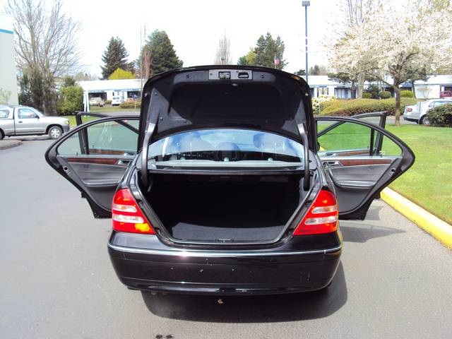 2003 Mercedes-Benz C240   - Photo 14 - Portland, OR 97217