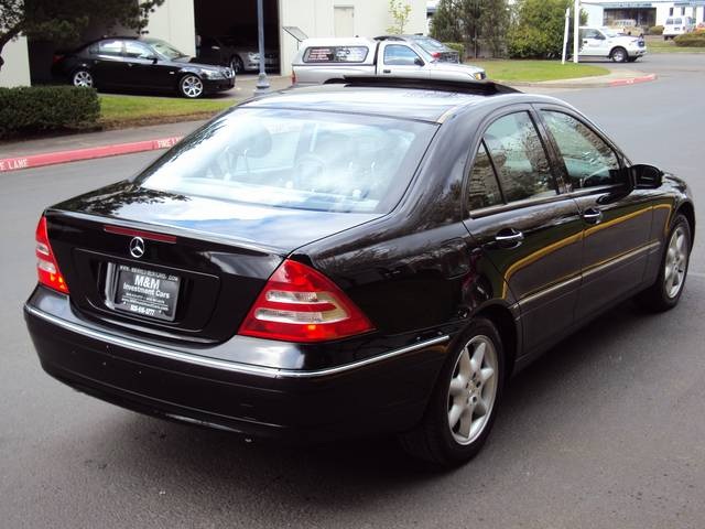 2003 Mercedes-Benz C240   - Photo 5 - Portland, OR 97217