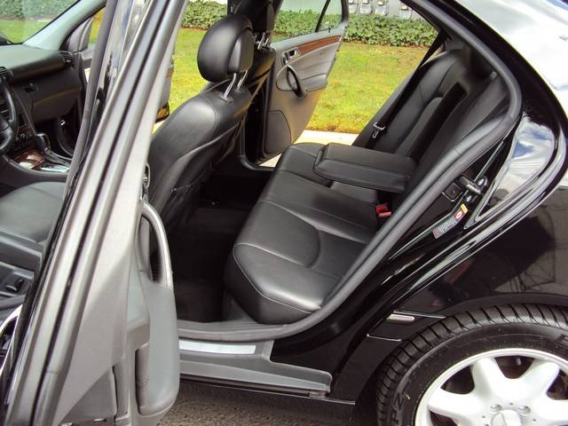 2003 Mercedes-Benz C240   - Photo 18 - Portland, OR 97217