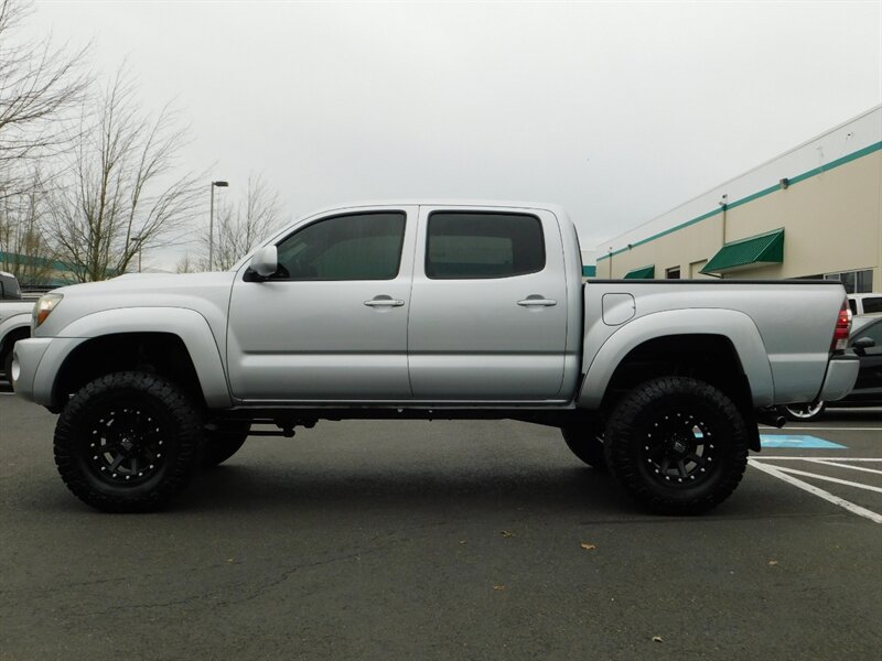 2011 Toyota Tacoma V6 Double Cab 4X4 / TRD SPORT / 6-inc LIFTED