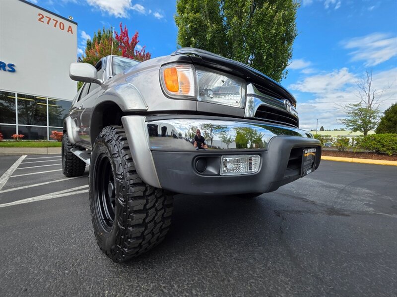 2002 Toyota 4Runner 2002 TOYOTA 4RUNNER V6 4X4 NEW TIMING BELT/ LIFTED / SUNROOF / LEATHER / NEW TIRES / NO RUST - Photo 10 - Portland, OR 97217