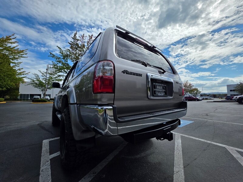 2002 Toyota 4Runner 2002 TOYOTA 4RUNNER V6 4X4 NEW TIMING BELT/ LIFTED / SUNROOF / LEATHER / NEW TIRES / NO RUST - Photo 12 - Portland, OR 97217