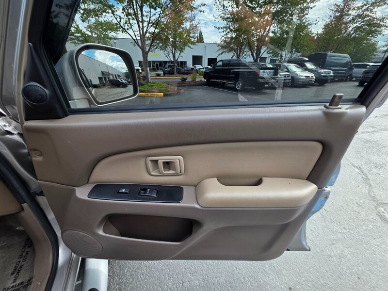 2002 Toyota 4Runner 2002 TOYOTA 4RUNNER V6 4X4 NEW TIMING BELT/ LIFTED / SUNROOF / LEATHER / NEW TIRES / NO RUST - Photo 44 - Portland, OR 97217