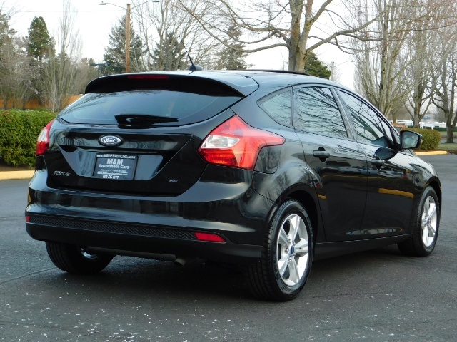 2013 Ford Focus SE Hatchback / Sunroof / Heated Seats / LOW MILES