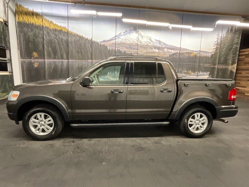 2007 Ford Explorer Sport Trac XLT Sport Utility Pickup 4X4 /  ONLY 88,000 MILES   - Photo 3 - Gladstone, OR 97027