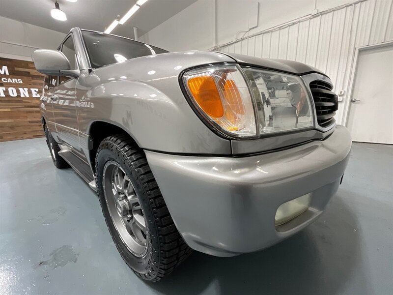 2001 Toyota Land Cruiser Sport Utility 4X4 / 4.7L V8 / NEW WHEELS TIRES / ZERO RUST / TIMING BELT SERVICE ALREADY DONE/Leather Heated Seats - Photo 59 - Gladstone, OR 97027