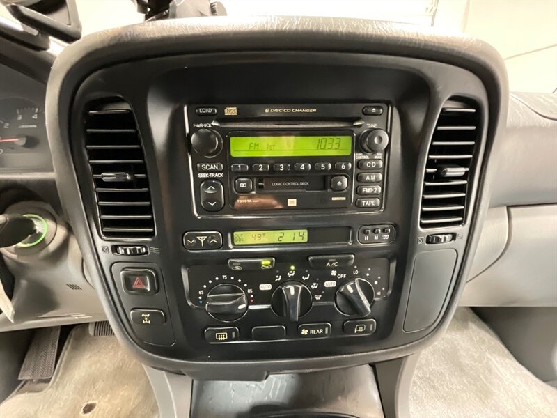 2001 Toyota Land Cruiser Sport Utility 4X4 / 4.7L V8 / NEW WHEELS TIRES / ZERO RUST / TIMING BELT SERVICE ALREADY DONE/Leather Heated Seats - Photo 16 - Gladstone, OR 97027