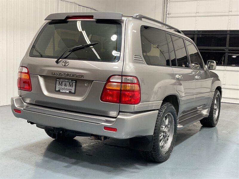 2001 Toyota Land Cruiser Sport Utility 4X4 / 4.7L V8 / NEW WHEELS TIRES / ZERO RUST / TIMING BELT SERVICE ALREADY DONE/Leather Heated Seats - Photo 8 - Gladstone, OR 97027