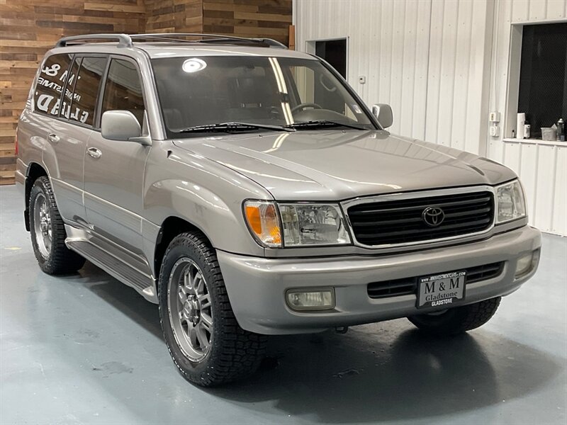 2001 Toyota Land Cruiser Sport Utility 4X4 / 4.7L V8 / NEW WHEELS TIRES / ZERO RUST / TIMING BELT SERVICE ALREADY DONE/Leather Heated Seats - Photo 2 - Gladstone, OR 97027