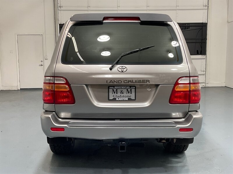 2001 Toyota Land Cruiser Sport Utility 4X4 / 4.7L V8 / NEW WHEELS TIRES / ZERO RUST / TIMING BELT SERVICE ALREADY DONE/Leather Heated Seats - Photo 6 - Gladstone, OR 97027