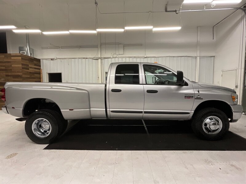 2007 Dodge Ram 3500 SLT BIGHORN 4X4 / 5.9L DIESEL / DUALLY / 6-SPEED  /LOCAL TRUCK / RUST FREE / JAKE BRAKE / ONLY 78,000 MILES - Photo 4 - Gladstone, OR 97027