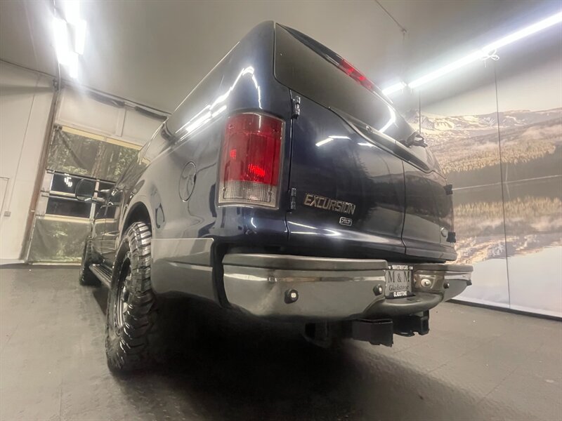 2003 Ford Excursion XLT 2WD V10 / Leather / NEW WHEELS & TIRES   - Photo 11 - Gladstone, OR 97027