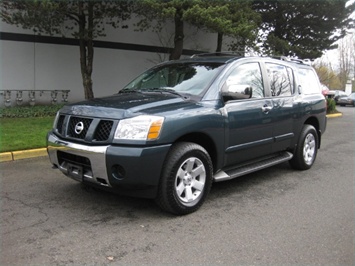 2004 Nissan Armada LE SUV