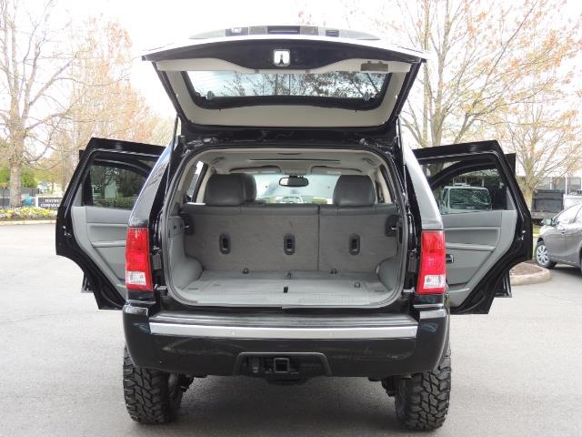 2007 Jeep Grand Cherokee Overland 4X4 V8 HEMI / NAVi / Rear CAM / LIFTED !!   - Photo 26 - Portland, OR 97217