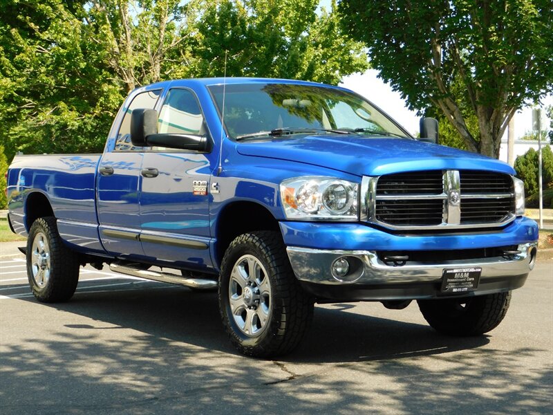 2007 Dodge Ram 2500 SLT 4X4/5.9L CUMMINS DIESEL / 6-SPEED /69,000 MILE