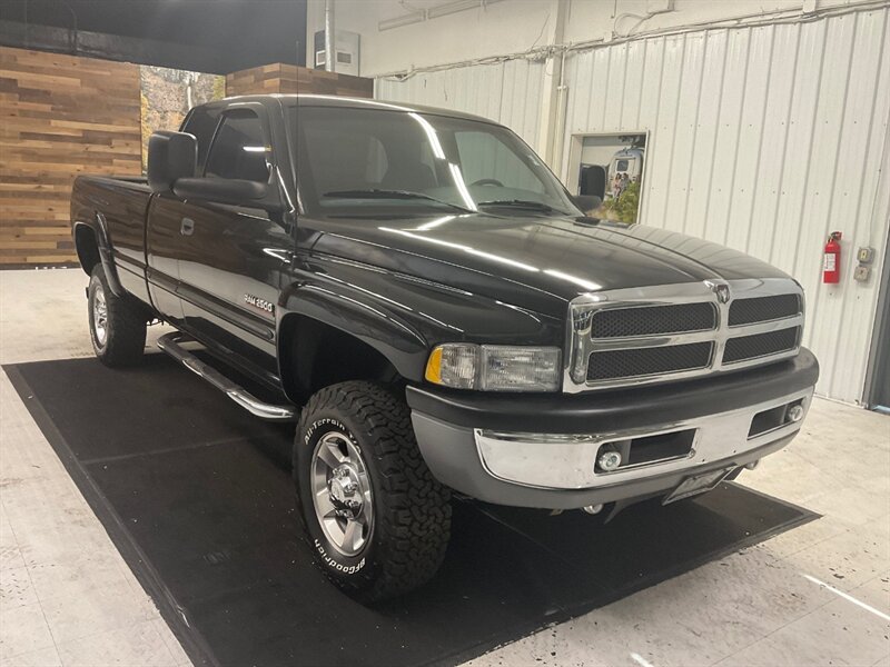 1998 Dodge Ram 2500 Laramie 4Dr 4X4 / 5.9L DIESEL / Leather / LOCAL  / OREGON TRUCK / RUST FREE / REAR AIRBAGS w. Compressor / LONG BED / 138,000 MILES - Photo 2 - Gladstone, OR 97027