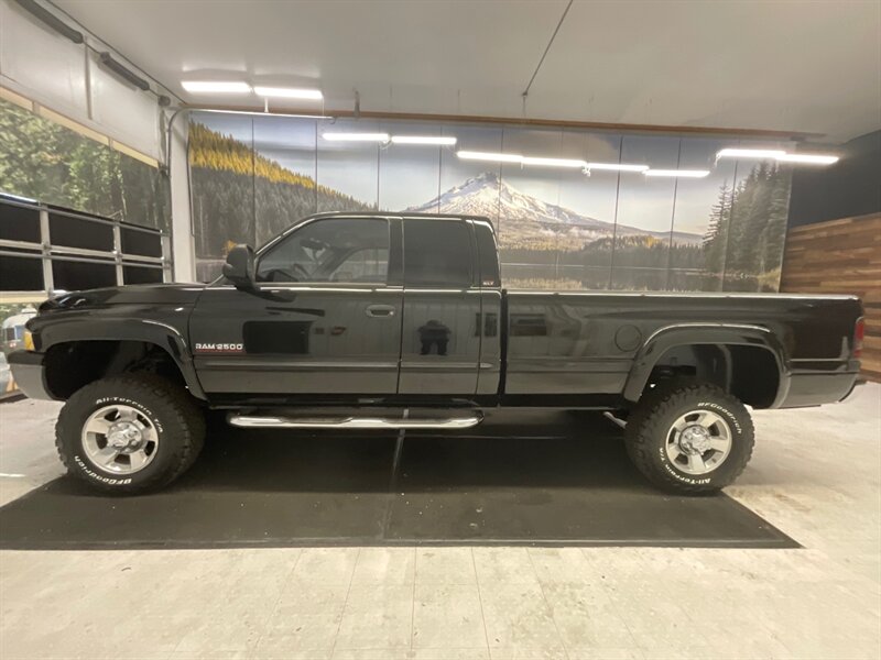 1998 Dodge Ram 2500 Laramie 4Dr 4X4 / 5.9L DIESEL / Leather / LOCAL  / OREGON TRUCK / RUST FREE / REAR AIRBAGS w. Compressor / LONG BED / 138,000 MILES - Photo 3 - Gladstone, OR 97027