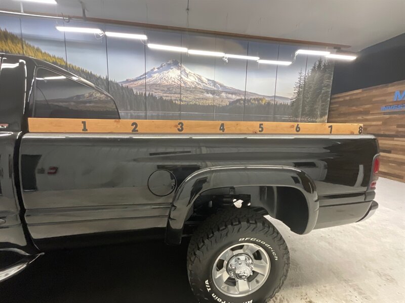 1998 Dodge Ram 2500 Laramie 4Dr 4X4 / 5.9L DIESEL / Leather / LOCAL  / OREGON TRUCK / RUST FREE / REAR AIRBAGS w. Compressor / LONG BED / 138,000 MILES - Photo 9 - Gladstone, OR 97027