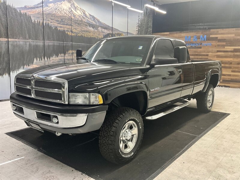 1998 Dodge Ram 2500 Laramie 4Dr 4X4 / 5.9L DIESEL / Leather / LOCAL  / OREGON TRUCK / RUST FREE / REAR AIRBAGS w. Compressor / LONG BED / 138,000 MILES - Photo 1 - Gladstone, OR 97027