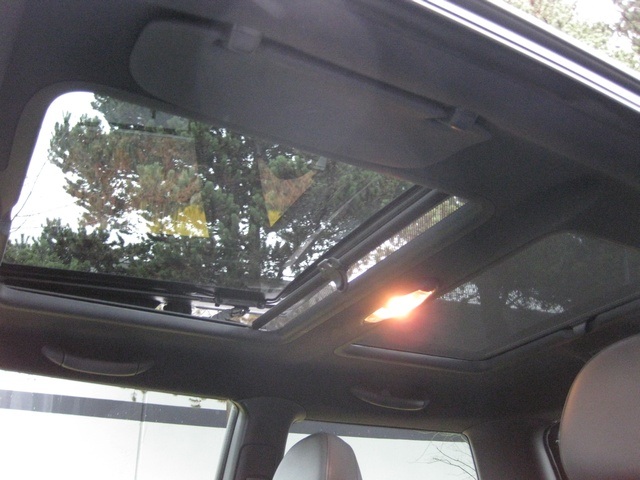 2006 MINI Cooper S 6-Speed/Leather/Pano Moonroof   - Photo 36 - Portland, OR 97217