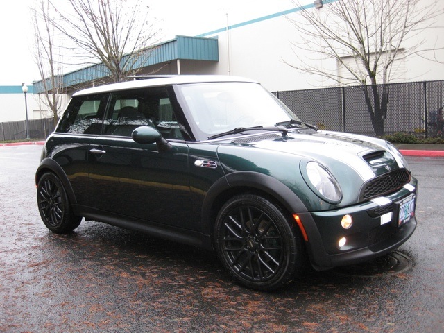 2006 MINI Cooper S 6-Speed/Leather/Pano Moonroof   - Photo 7 - Portland, OR 97217