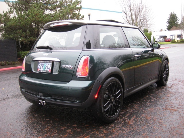 2006 MINI Cooper S 6-Speed/Leather/Pano Moonroof   - Photo 5 - Portland, OR 97217