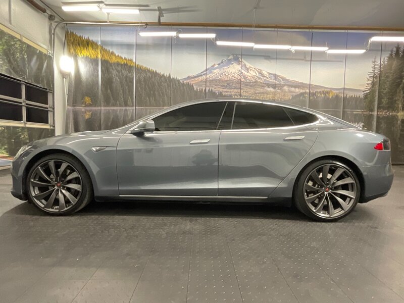 2013 Tesla Model S Sedan 60k WH / Leath   - Photo 3 - Gladstone, OR 97027