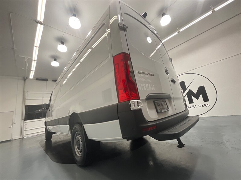 2022 Mercedes-Benz Sprinter 2500 Cargo Van 4X4 /V6 DIESEL / HIGHROOF 170 WB  / ONLY 100 MILES - Photo 46 - Gladstone, OR 97027