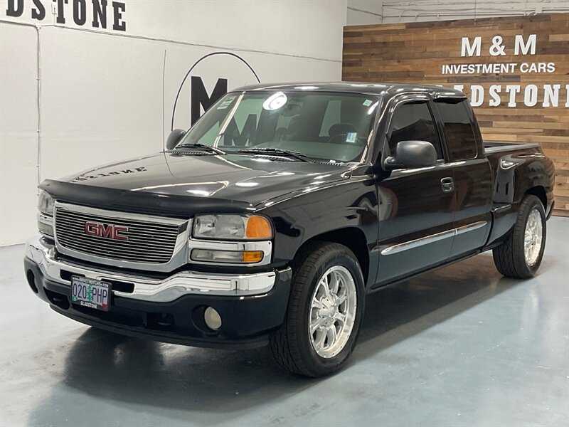 2005 GMC Sierra 1500 SLE Extended Cab 4-Door / 5.3L V8 / Leather Seats  / ZERO RUST - Photo 55 - Gladstone, OR 97027