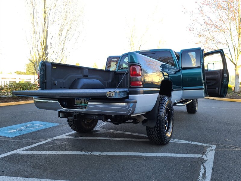 1999 Dodge Ram 2500 Laramie Quad Cab / 4X4 / 5.9L CUMMINS DIESEL /  5-SPEED MANUAL / NEW MOTO METAL WHEELS / NEW TIRES / LIFTED !! - Photo 58 - Portland, OR 97217